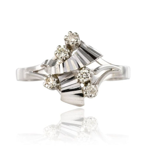 Bague 56 Bague vintage en or blanc 18 carats et diamants 58 Facettes 20-095-51