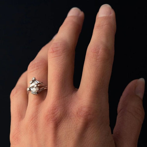 Bague 56 Bague vintage en or blanc 18 carats et diamants 58 Facettes 20-095-51