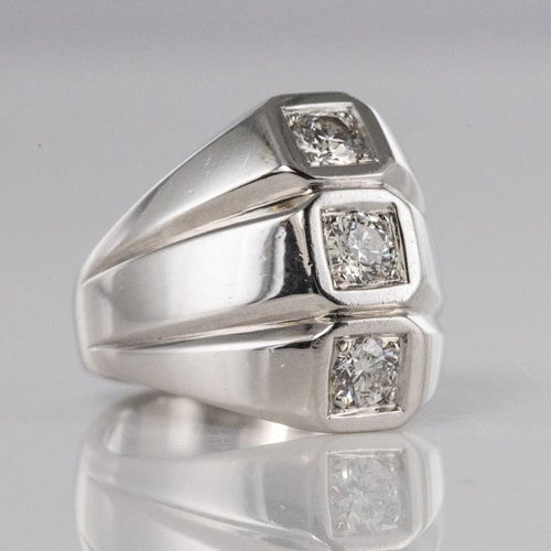 Bague 53 Bague moderniste en or blanc 18 carats et diamants 58 Facettes 20-203-50