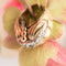 Bague 52 Bague rétro ancienne en or jaune 18 carats, platine et diamants 58 Facettes 20-316-48