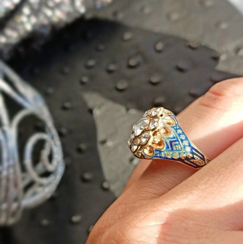 Bague 56 Bague diamants et émail bleu en or jaune 18 carats 58 Facettes 08-017-1463177-57