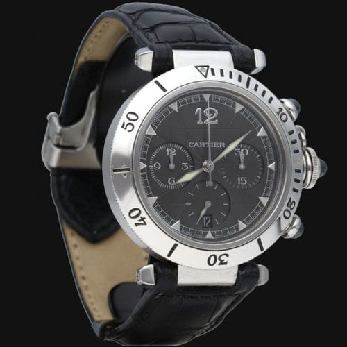 Montre Cartier Montre Pasha Chronograph 58 Facettes MT45231