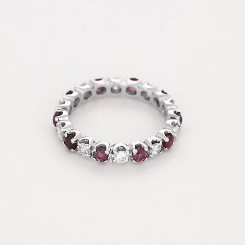 Bague 50 Alliance en or blanc, diamants et rubis 58 Facettes PER0565