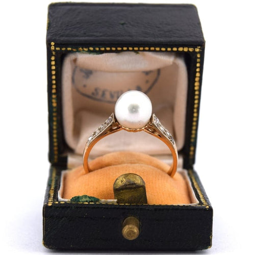 Bague 54 Bague ancienne en or jaune 18 kt avec perle et diamants 58 Facettes AN367 (0529)