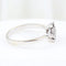 Bague 57 Bague rosette en or blanc 18 carats et diamants taille brillant 0,28 ct 58 Facettes 159/24K
