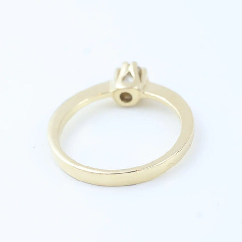 Bague 55 Bague solitaire en or jaune 18 carats avec diamant taille brillant 58 Facettes 130003