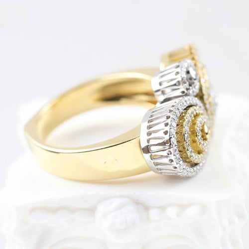 Bague 57 Bague en or jaune 18 carats avec accents en or blanc et diamants 58 Facettes