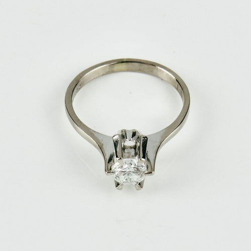 Bague 53 Bague solitaire - Brillant 0,52 ct en or blanc 18 carats 58 Facettes 1298