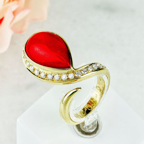 Bague 55 Bague en or jaune 18 carats avec corail et diamants 58 Facettes 1853