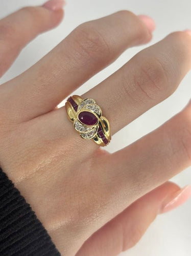 Bague 55 Bague ancienne en or jaune 18K, saphirs et diamants 58 Facettes 1651