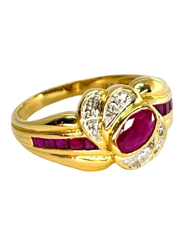 Bague 55 Bague ancienne en or jaune 18K, saphirs et diamants 58 Facettes 1651