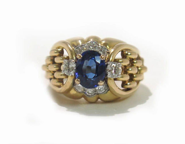 Bague 55 Bague dôme en or rose 18 carats avec saphir et diamants 58 Facettes
