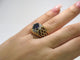 Bague 55 Bague dôme en or rose 18 carats avec saphir et diamants 58 Facettes