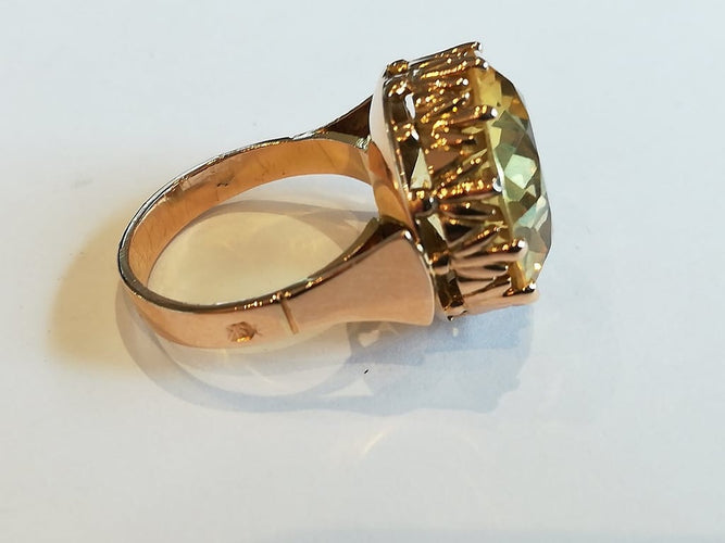 Bague 50 Bague vintage en or rose 18 carats sertie d’une pierre jaune 58 Facettes 004