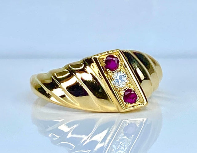Bague 50 Bague jonc en or jaune 18 carats avec diamant et rubis 58 Facettes AB679