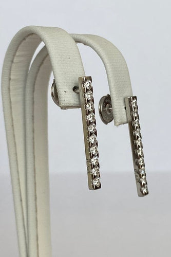 Boucles d'oreilles Alain Roure - Boucles d’oreilles pendantes en or blanc 18 ct et diamants 58 Facettes earrings