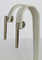 Boucles d'oreilles Alain Roure - Boucles d’oreilles pendantes en or blanc 18 ct et diamants 58 Facettes earrings