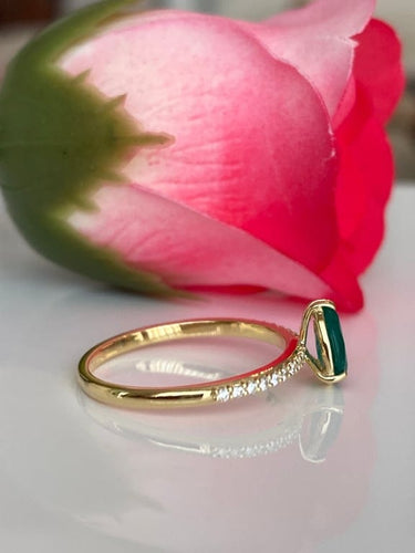 Bague 55 Bague de fiançailles - Taille poire en or jaune 18 ct, émeraude et diamants 58 Facettes ring