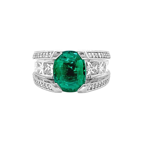 Bague 51 Bague or blanc, émeraude et diamants. 58 Facettes 35347