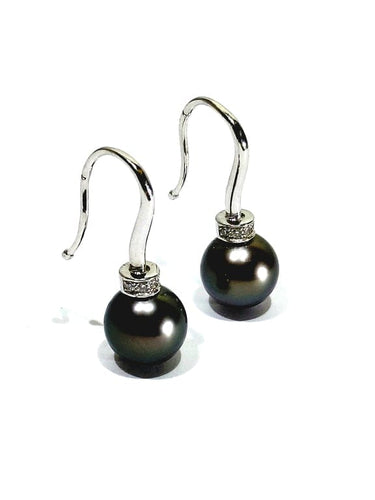 Boucles d'oreilles Boucles d’oreilles en or blanc 18 carats, perles de Tahiti et diamants 58 Facettes 1716762