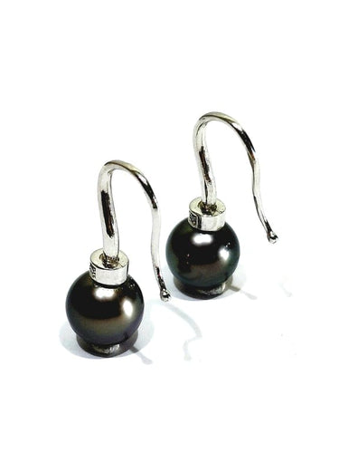 Boucles d'oreilles Boucles d’oreilles en or blanc 18 carats, perles de Tahiti et diamants 58 Facettes 1716762