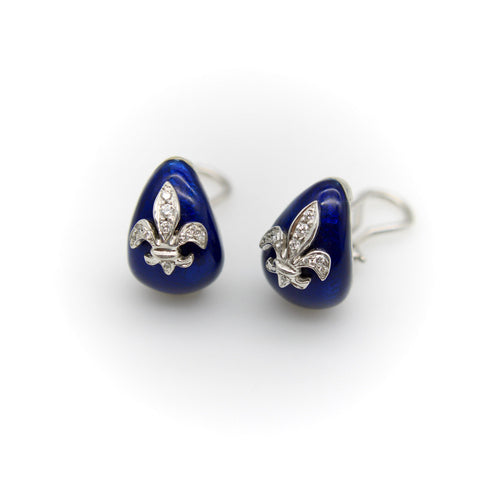 Boucles d'oreilles Hidalgo - Boucles d’oreilles fleur-de-lis en or blanc 18K, émail et diamants 58 Facettes