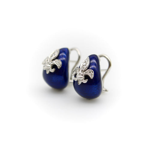 Boucles d'oreilles Hidalgo - Boucles d’oreilles fleur-de-lis en or blanc 18K, émail et diamants 58 Facettes