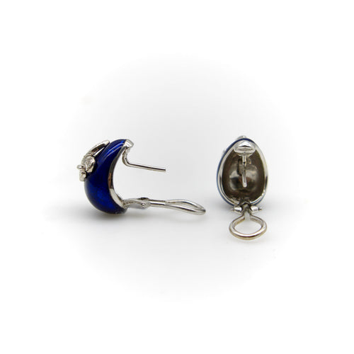 Boucles d'oreilles Hidalgo - Boucles d’oreilles fleur-de-lis en or blanc 18K, émail et diamants 58 Facettes