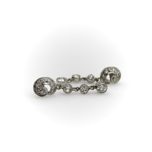 Boucles d'oreilles Époque édouardienne - Boucles d’oreilles pendantes en platine et diamants 58 Facettes A1001U