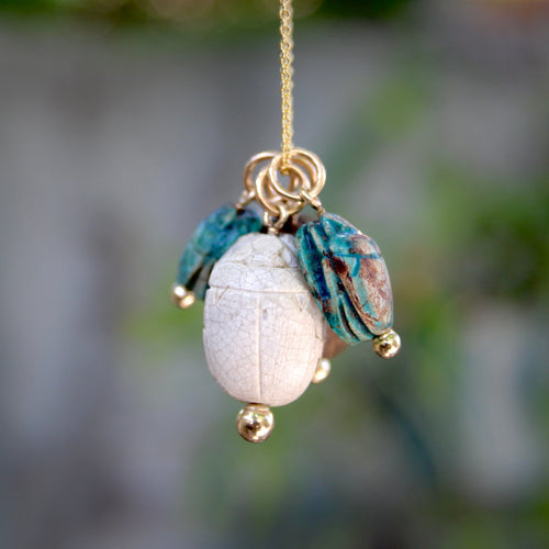 Pendentif Pendentif scarabée - Faïence et monture en or 14 carats 58 Facettes
