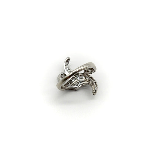 Bague Bague à motif organique en platine et diamants 58 Facettes