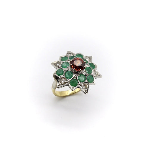 Bague Bague étoile - Cocktail en or blanc et jaune 18k, grenat spessartite, émeraudes et diamants 58 Facettes
