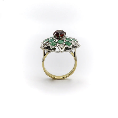 Bague Bague étoile - Cocktail en or blanc et jaune 18k, grenat spessartite, émeraudes et diamants 58 Facettes