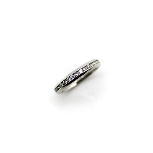 Bague Bague alliance éternité en platine et diamants 58 Facettes