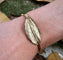 Bracelet Bracelet jonc feuille rétro en or jaune 14K 58 Facettes