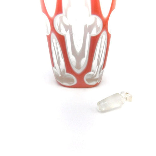 Bague XIXe siècle - Flacon de parfum en verre bohémien « sandwich » avec couvercle en argent 58 Facettes