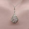 Collier Collier pendentif goutte en or blanc 18K, diamants et cristal de roche 58 Facettes A10029