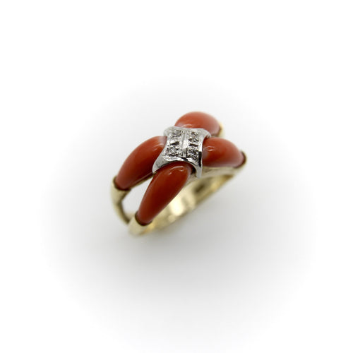 Bague 56 Bague moderniste en or 14K, corail et diamants 58 Facettes A1000D