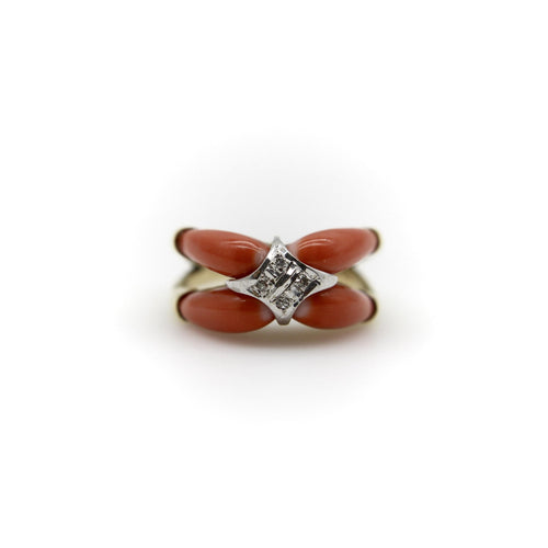 Bague 56 Bague moderniste en or 14K, corail et diamants 58 Facettes A1000D