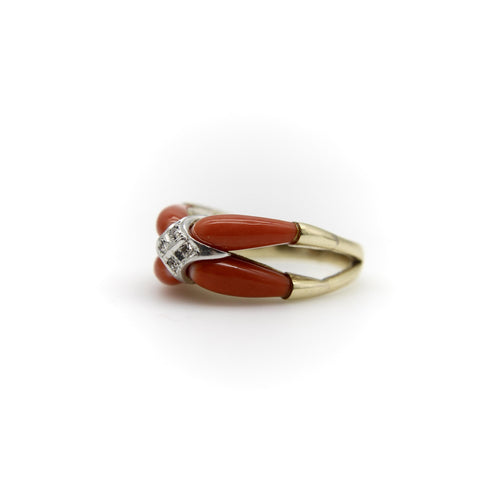 Bague 56 Bague moderniste en or 14K, corail et diamants 58 Facettes A1000D