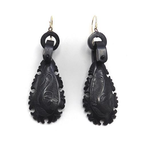 Boucles d'oreilles Boucles d’oreilles victoriennes - Pendantes en jais de Whitby et or 14K 58 Facettes