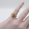 Bague 50 Bague victorienne - Cabochon de corail rose et diamants en or 14 carats 58 Facettes