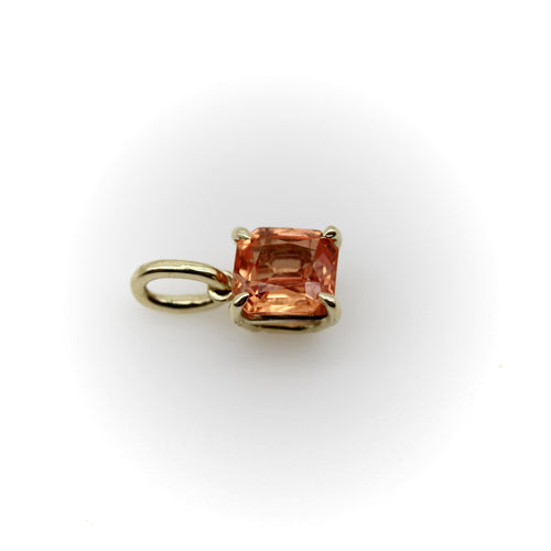 Pendentif Pendentif en or jaune 14 carats avec saphir orange 58 Facettes A2005Z