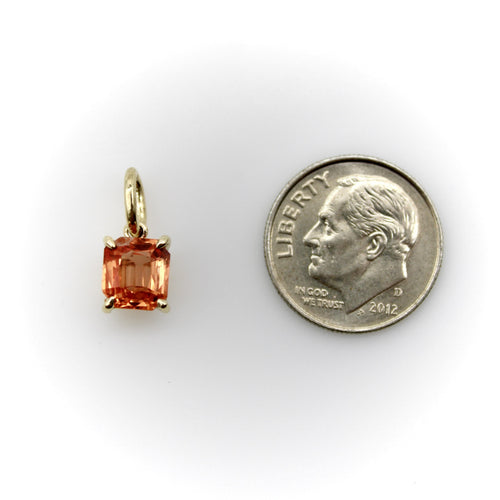 Pendentif Pendentif en or jaune 14 carats avec saphir orange 58 Facettes A2005Z