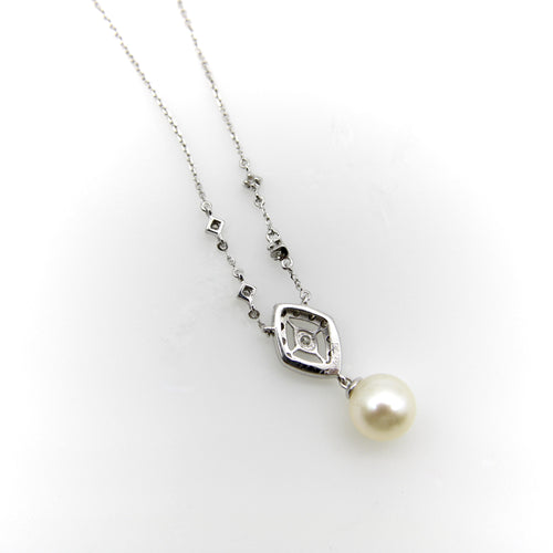 Collier Collier vintage - Perle et diamants pavés en or blanc 14K 58 Facettes A2005N