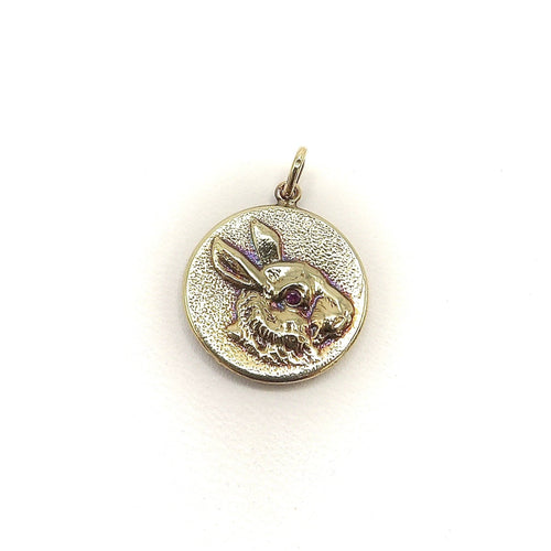 Pendentif Cute as a Button - Pendentif médaille lapin en or 14K et rubis 58 Facettes