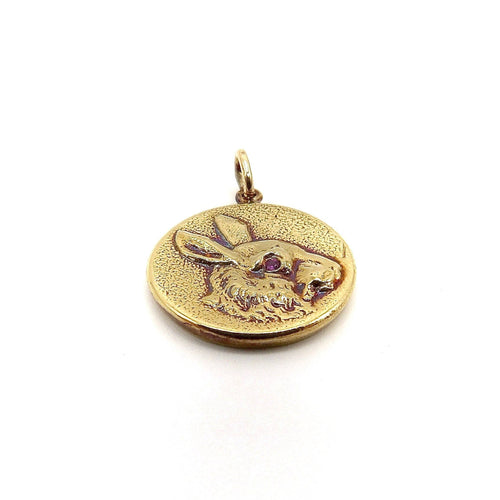 Pendentif Cute as a Button - Pendentif médaille lapin en or 14K et rubis 58 Facettes