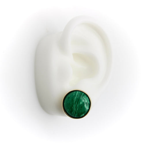 Boucles d'oreilles Signature - Boucles d’oreilles boutons en or 14 carats et malachite 58 Facettes