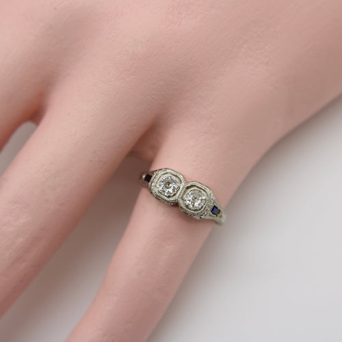Bague 51 Bague Toi et Moi Art déco édouardienne en or blanc 18k, diamants et saphirs 58 Facettes
