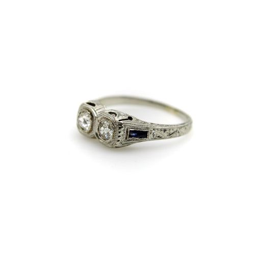 Bague 51 Bague Toi et Moi Art déco édouardienne en or blanc 18k, diamants et saphirs 58 Facettes